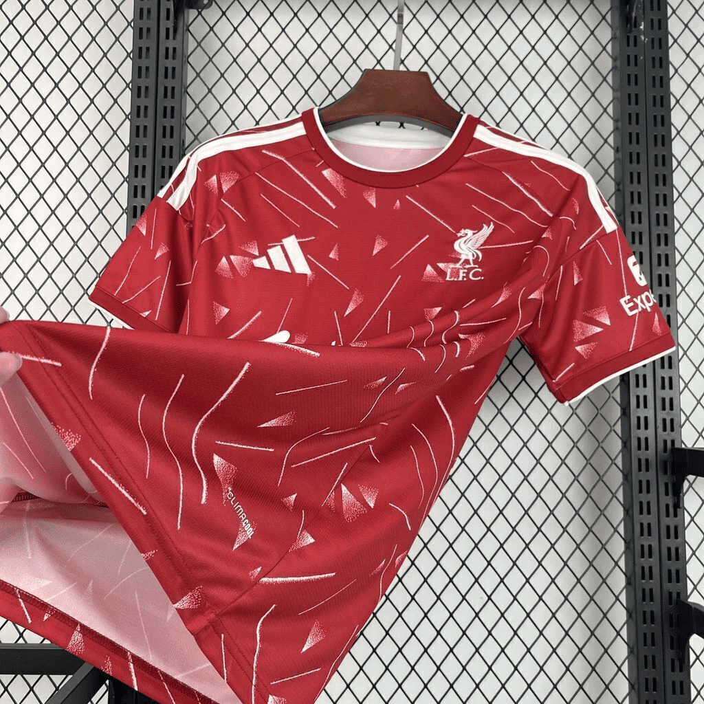 Camisa Liverpool 26/27 Home — Torcedor