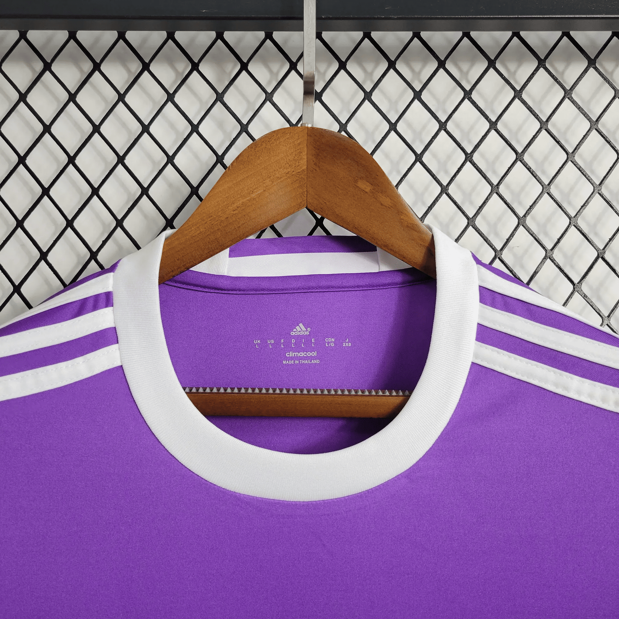 Camisa Real Madrid Manga Longa Retrô 16/17 Home — Torcedor