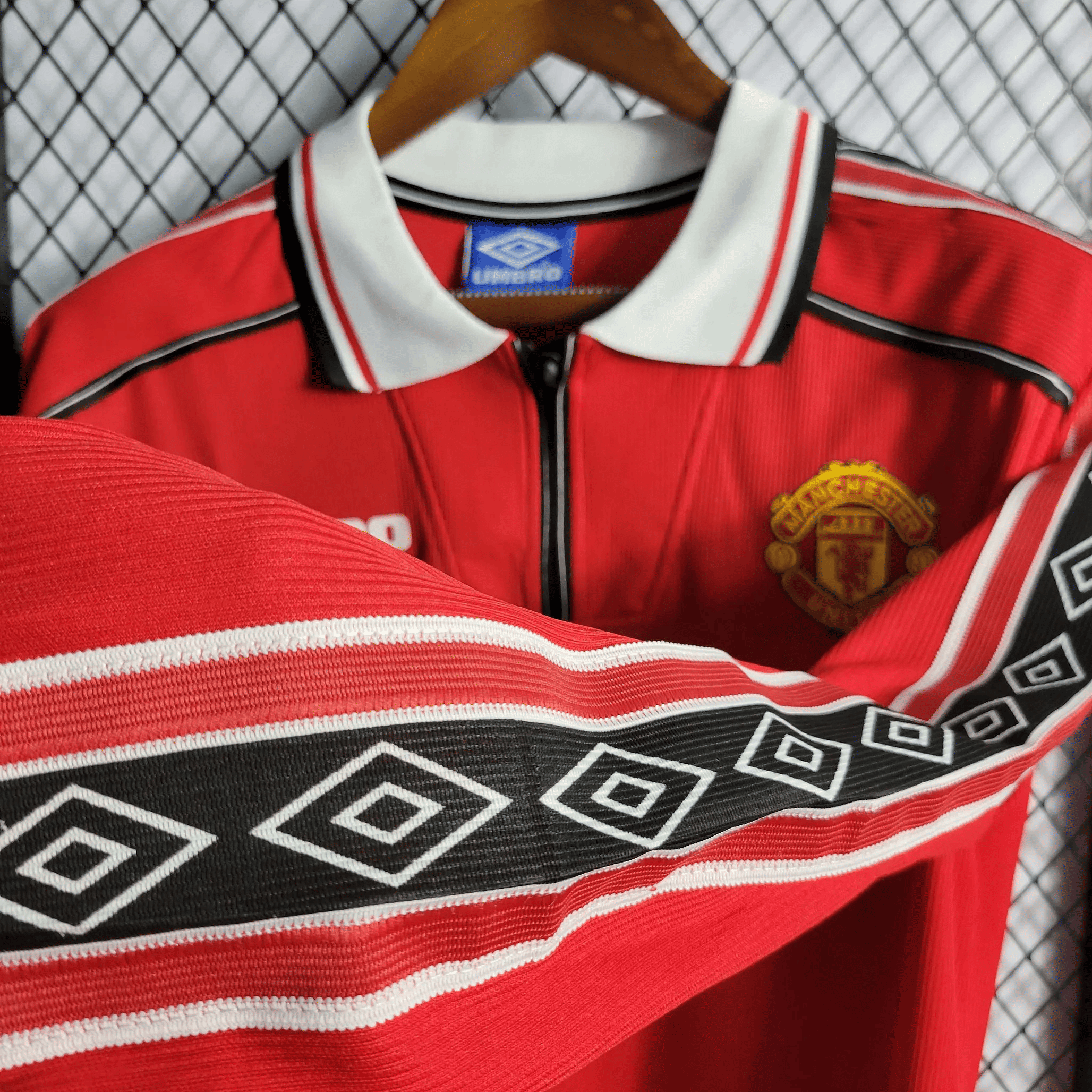 Camisa Manchester United Manga Longa Retrô 98/99 Home — Torcedor