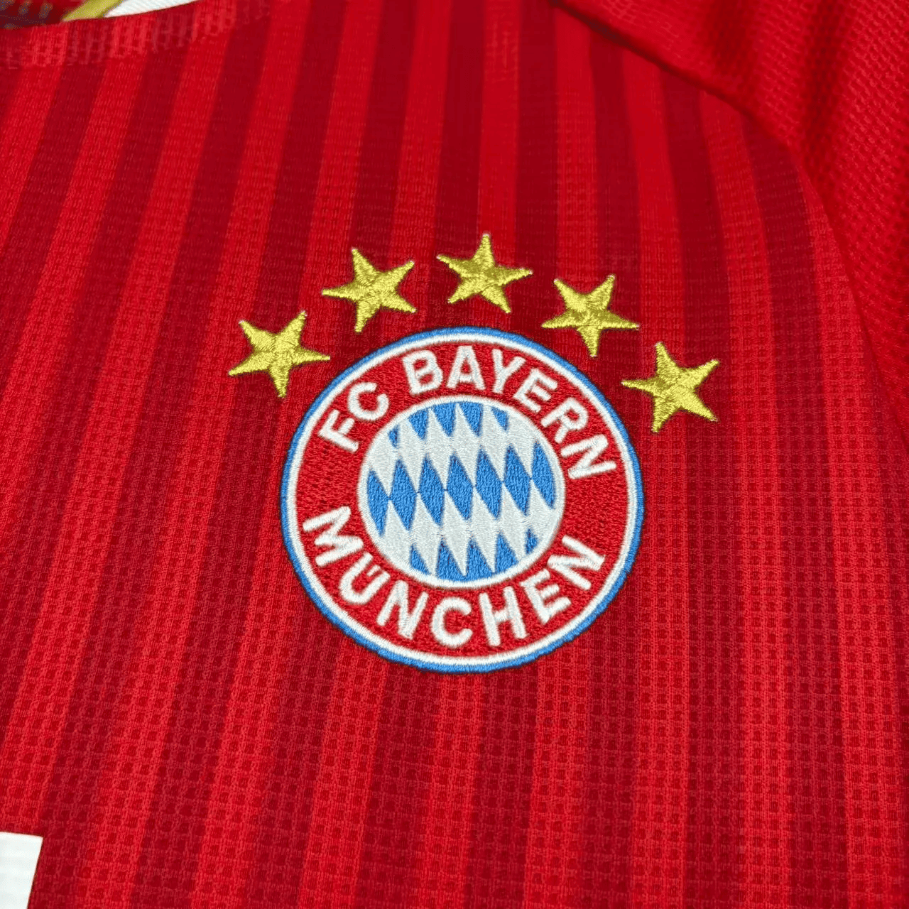 Camisa Bayern de Munique 26/27 Home — Torcedor