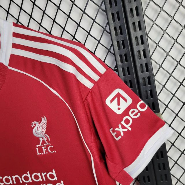 Camisa Liverpool 25/26 Home — Torcedor